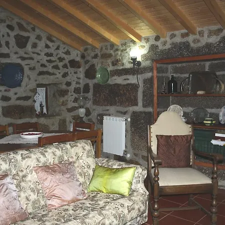 Casa De Pedra *