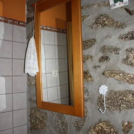 Casa De Pedra Ferienhaus *